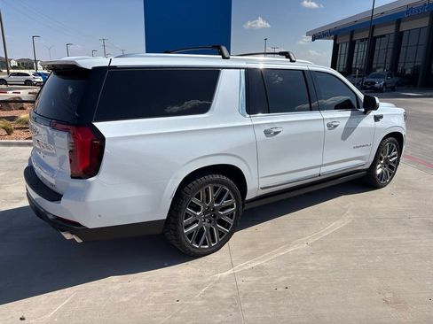 Used 2026 GMC Yukon XL Denali Ultimate AWD/4WD image 11