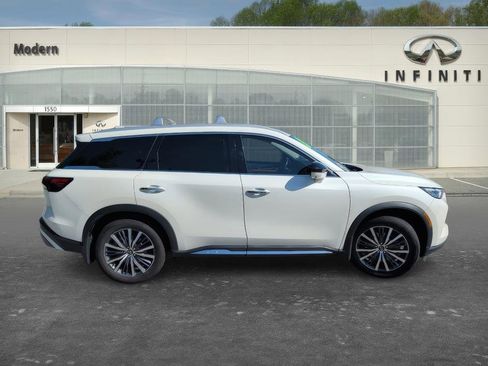 Used 2023 INFINITI QX60 Sensory w/ Cargo Package AWD/4WD image 3