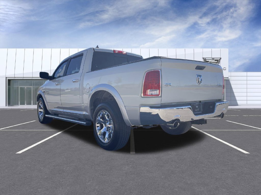 Used 2018 RAM 1500 Laramie w/ Convenience Group AWD/4WD image 6