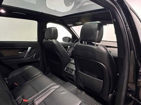 Used 2022 Land Rover Discovery Sport S image 12