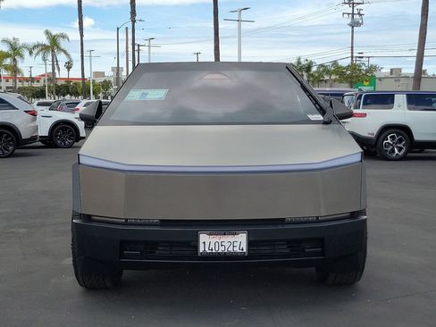 Used 2024 Tesla Cybertruck Cyberbeast AWD/4WD image 23
