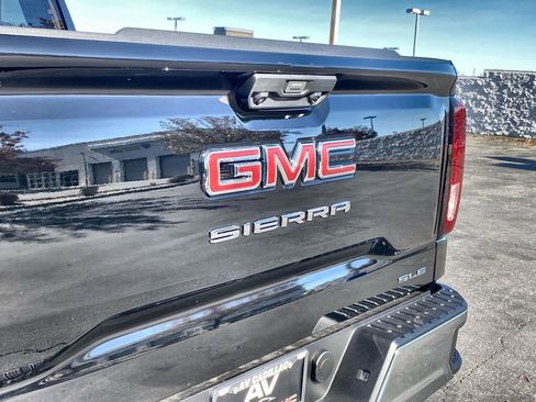 New 2026 GMC Sierra 1500 SLE w/ Preferred Package image 37