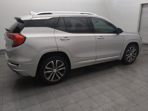 Used 2018 GMC Terrain Denali w/ Advanced Safety Package FWD image 10