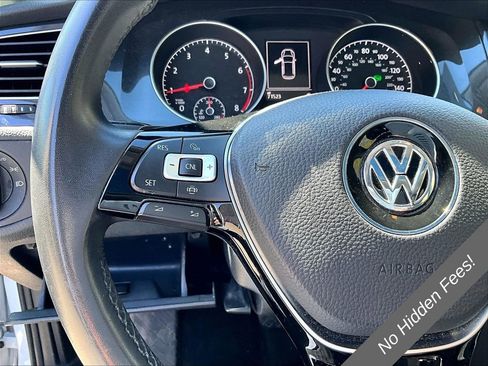 Used 2021 Volkswagen Golf 4-Door FWD image 15