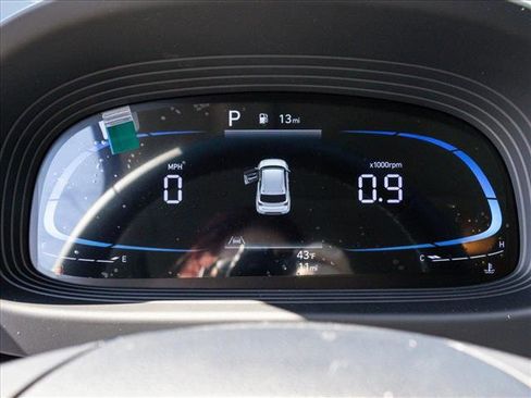 New 2025 Hyundai Venue SEL image 15