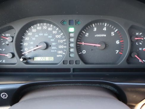 Used 1999 Toyota Land Cruiser image 35