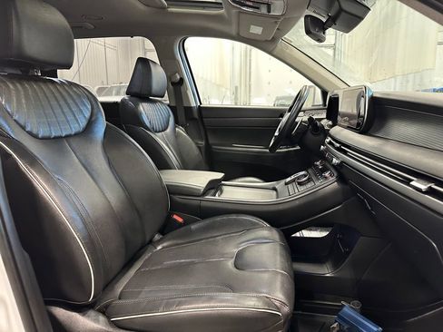 Used 2023 Hyundai Palisade Limited image 34