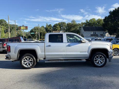 Used 2018 GMC Sierra 1500 SLT image 5