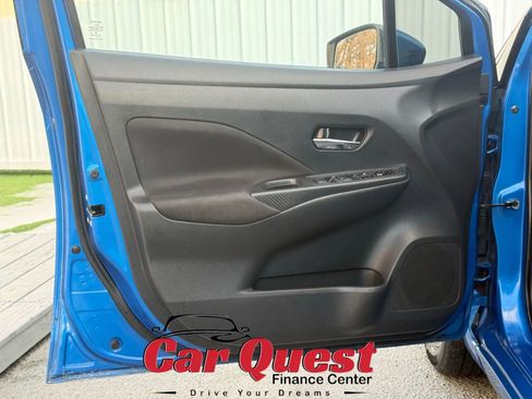 Used 2021 Nissan Versa SV image 11