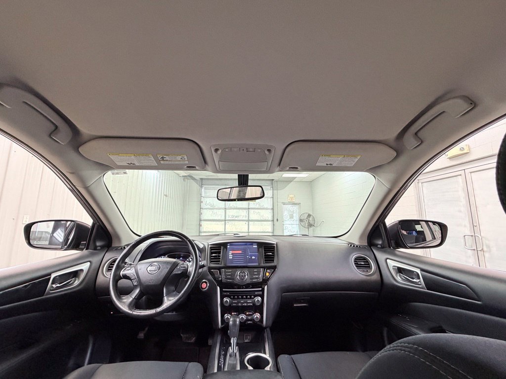 Used 2019 Nissan Pathfinder SV FWD image 24