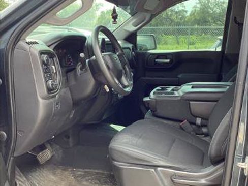 Used 2020 Chevrolet Silverado 1500 Custom Trail Boss w/ Custom Convenience Package AWD/4WD image 12