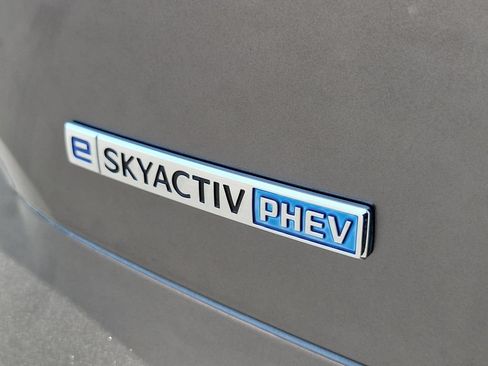 Certified 2024 MAZDA CX-90 Plug-In Hybrid w/ Preferred AWD/4WD image 30