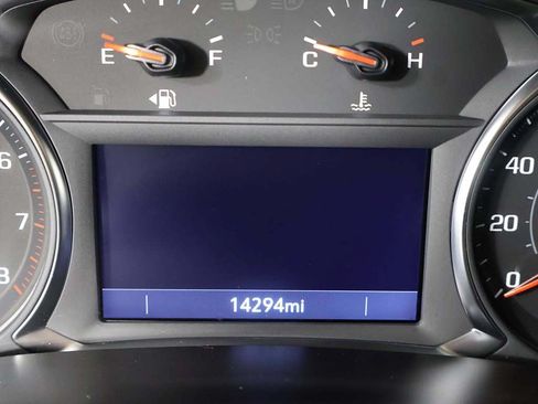 Used 2025 Chevrolet Blazer LT FWD image 34