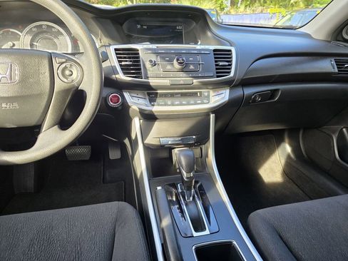Used 2014 Honda Accord EX image 13