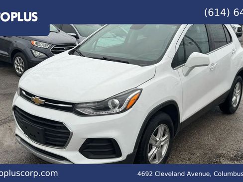 Used 2020 Chevrolet Trax LT AWD/4WD image 1