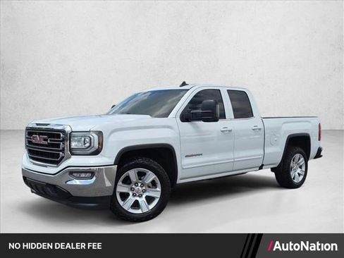 Used 2017 GMC Sierra 1500 SLE w/ SLE Value Package AWD/4WD image 1