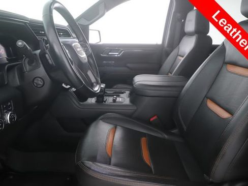 Used 2024 GMC Sierra 1500 AT4 w/ AT4 Preferred Package AWD/4WD image 16