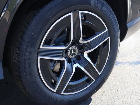 Used 2026 Mercedes-Benz GLC 300 4MATIC image 48
