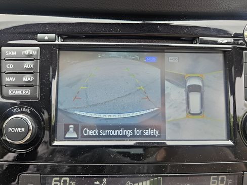 Used 2017 Nissan Rogue SL w/ SL Premium Package FWD image 19