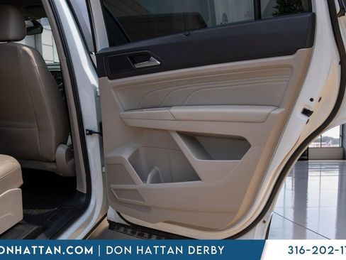 Used 2022 Volkswagen Atlas SE w/ Black Wheel Package AWD/4WD image 29