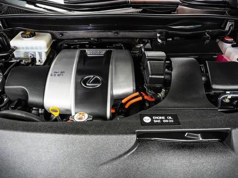 Used 2017 Lexus RX 450h AWD w/ Luxury Package image 26