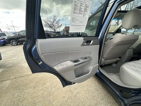 Used 2010 Subaru Forester 2.5X Premium AWD/4WD image 15