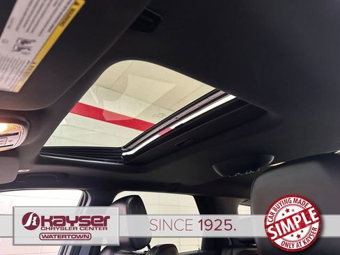 Used 2024 Dodge Durango GT AWD/4WD image 10