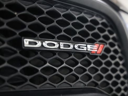 Used 2020 Dodge Durango R/T w/ Technology Group AWD/4WD image 4