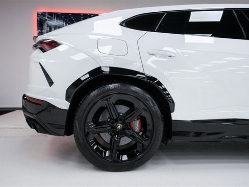 Used 2021 Lamborghini Urus AWD/4WD image 6