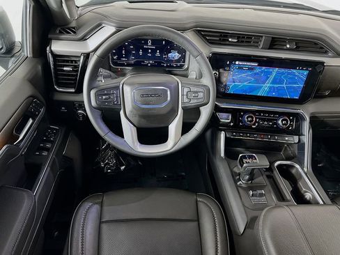 Used 2024 GMC Sierra 1500 Denali w/ Technology Package image 23