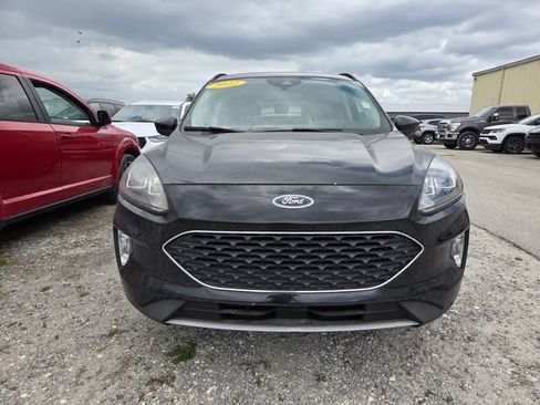 Used 2022 Ford Escape SEL w/ Technology Package FWD image 2