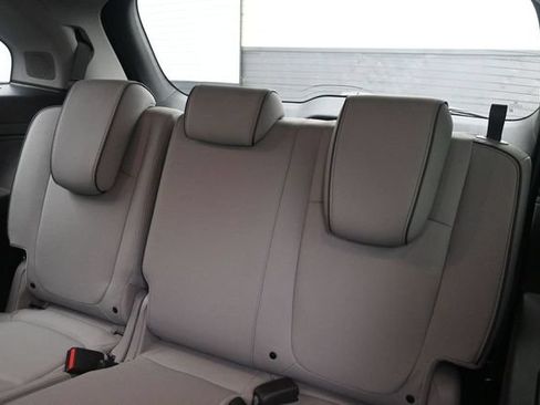 Used 2023 Honda Odyssey Elite image 22
