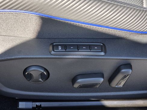 Used 2024 Volkswagen Golf R image 15