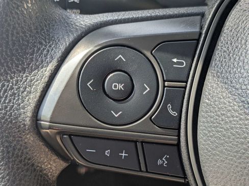 Used 2022 Toyota Corolla LE FWD image 12