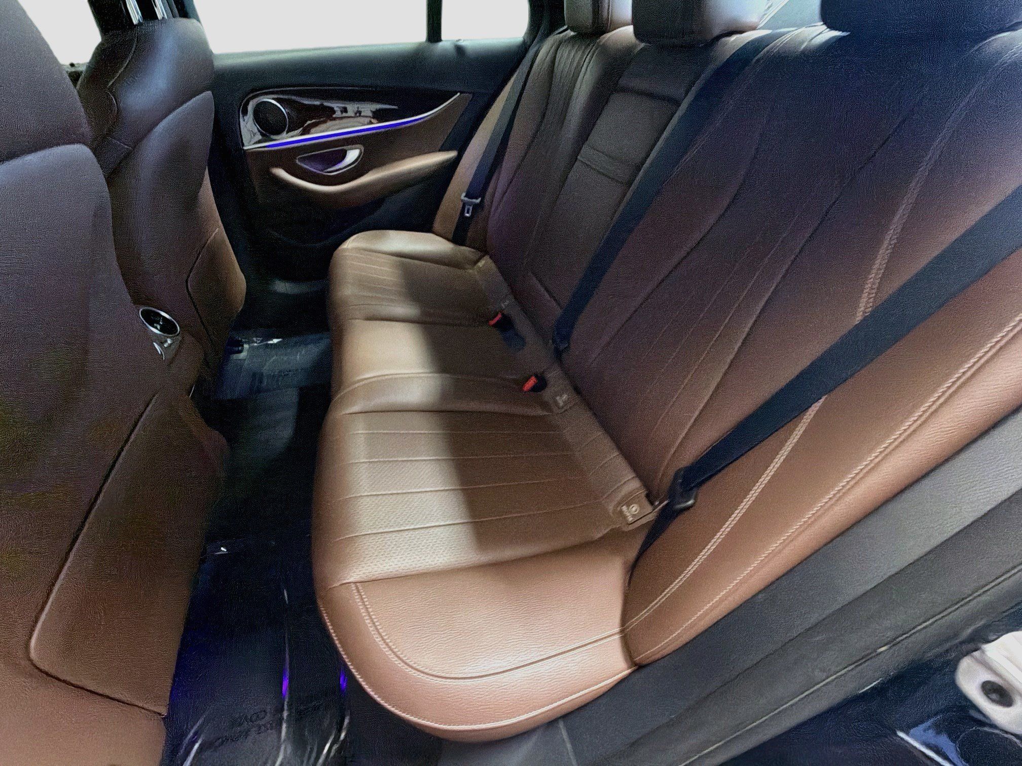 Used 2023 Mercedes-Benz E 350 Sedan image 13