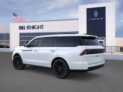 New 2025 Lincoln Navigator Reserve w/ Jet Appearance Package