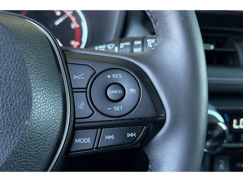 Certified 2023 Toyota RAV4 XLE Premium AWD/4WD image 28