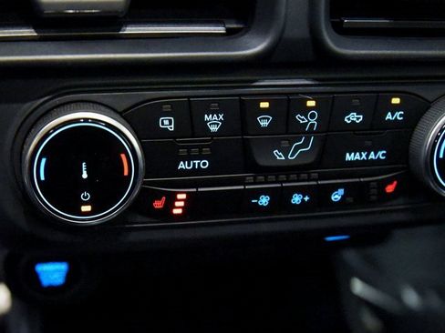 Used 2024 Ford Maverick Lariat w/ Black Appearance Package image 23