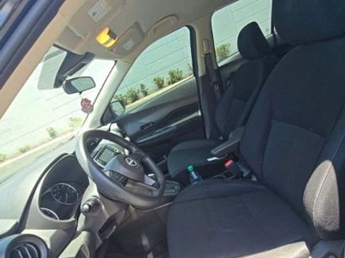 Used 2024 Nissan Kicks S FWD image 11