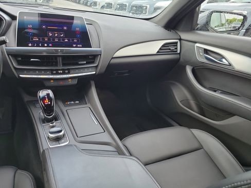 Used 2022 Cadillac CT5 Luxury RWD image 15