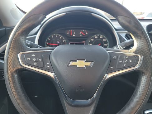 Used 2023 Chevrolet Malibu LT image 19