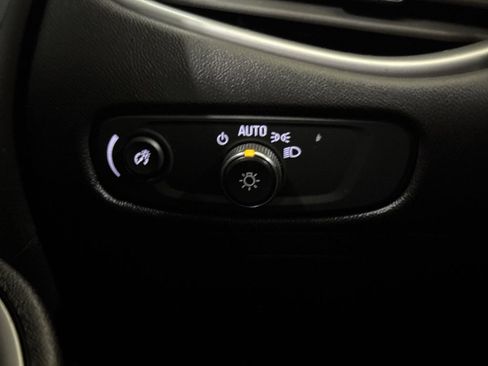 Used 2020 Chevrolet Malibu LS FWD image 18