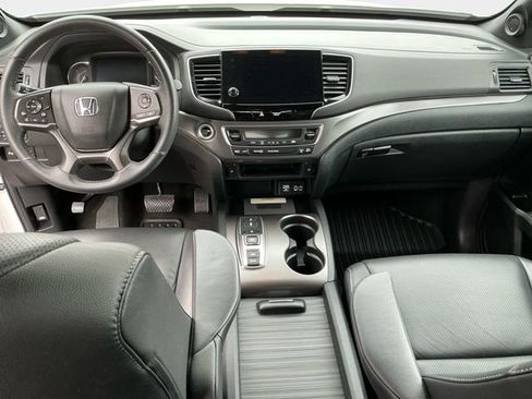 Used 2023 Honda Passport EX-L image 11