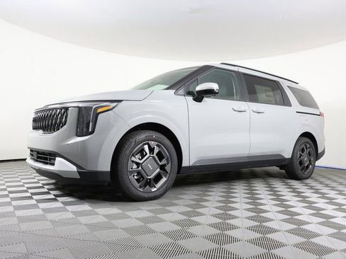 New 2026 Kia Carnival EX image 1