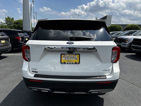 Used 2023 Ford Explorer XLT w/ Equipment Group 202A AWD/4WD image 6