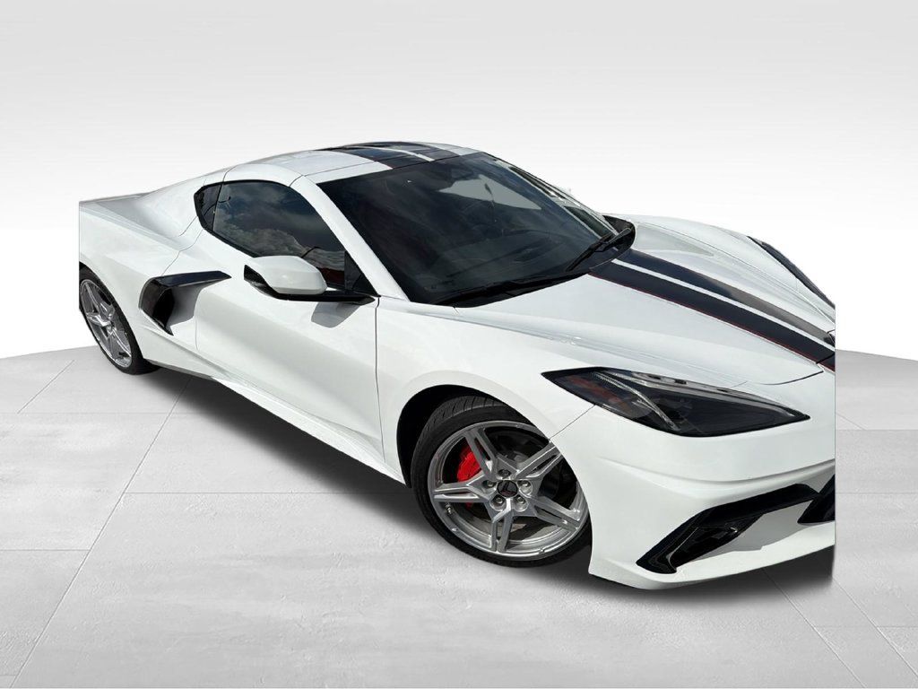 Used 2025 Chevrolet Corvette Stingray Coupe w/ 1LT RWD image 2