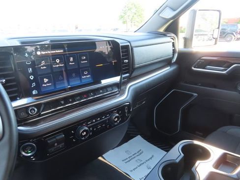 Used 2025 Chevrolet Silverado 2500 LT w/ Convenience Package AWD/4WD image 36