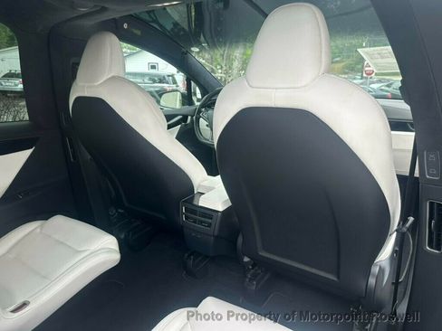 Used 2021 Tesla Model X Long Range AWD/4WD image 17