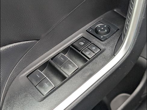 Used 2024 Toyota RAV4 XLE image 19