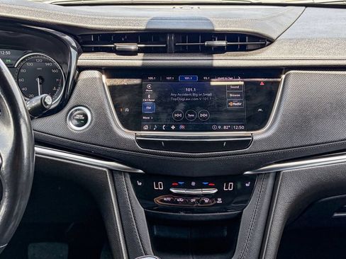 Certified 2023 Cadillac XT6 Luxury FWD image 12